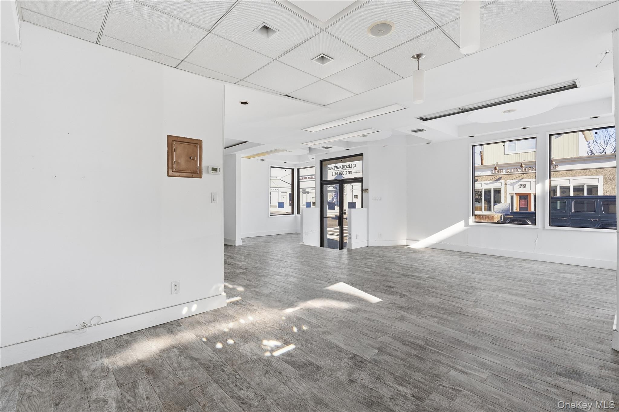 #19 photo, 80 Lincoln Avenue, Pelham , NY 10803