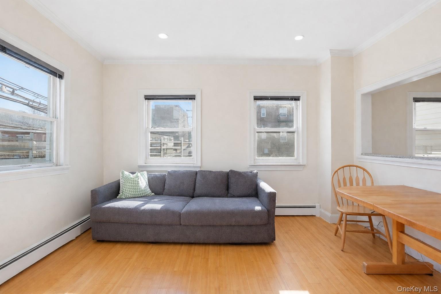 #7 photo, 80 Lincoln Avenue, Pelham , NY 10803