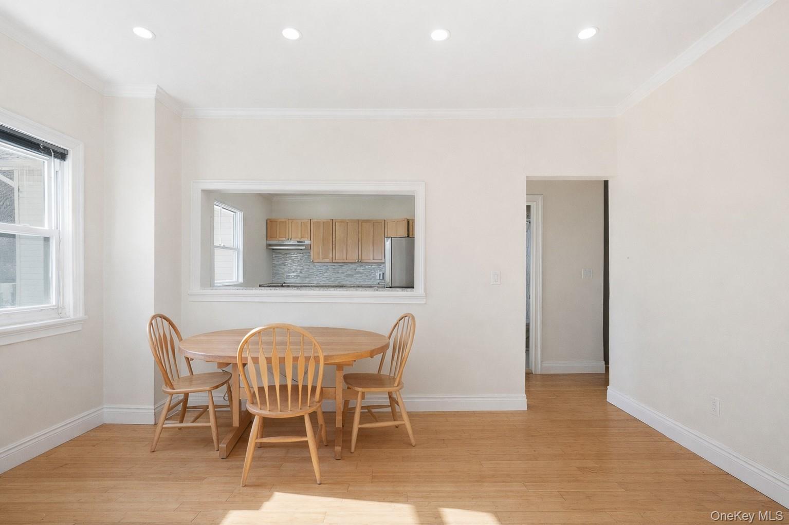 #9 photo, 80 Lincoln Avenue, Pelham , NY 10803