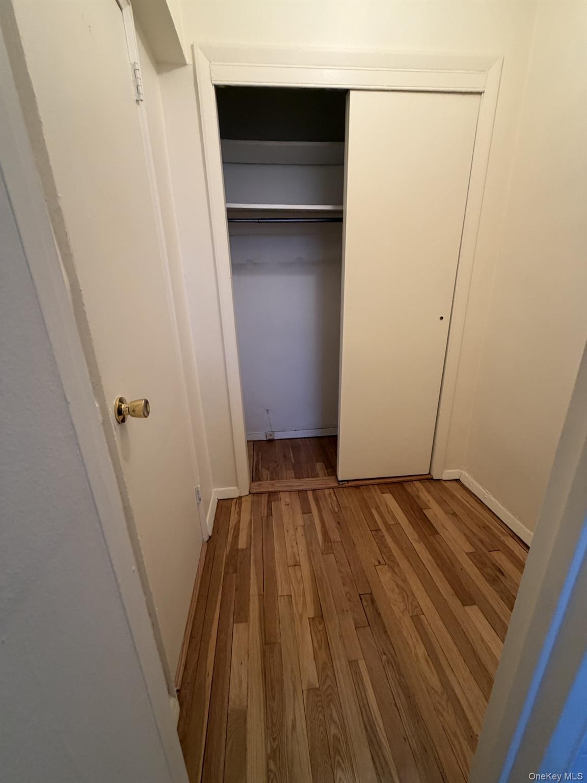 #12 photo, 125 Bronx River Road, Yonkers , NY 10704