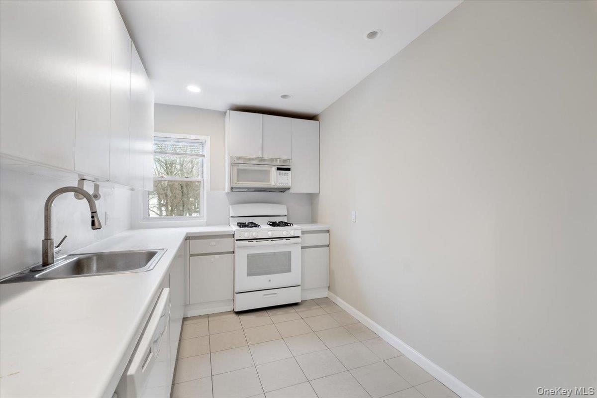 #4 photo, 15 Chestnut Street, Rye , NY 10580