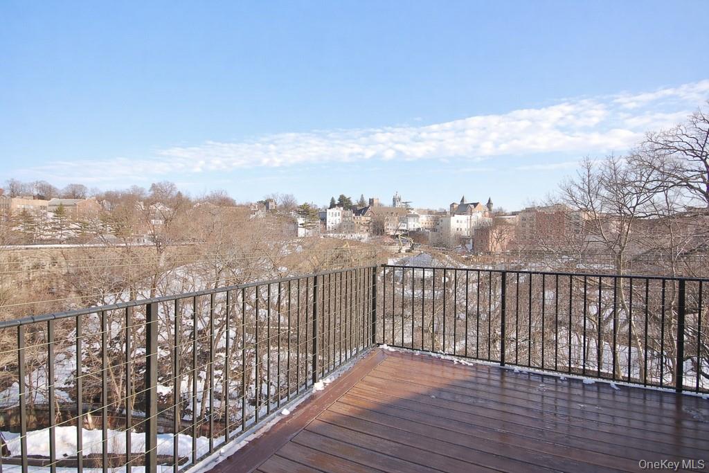 #17 photo, 88 Broadway, Ossining , NY 10562