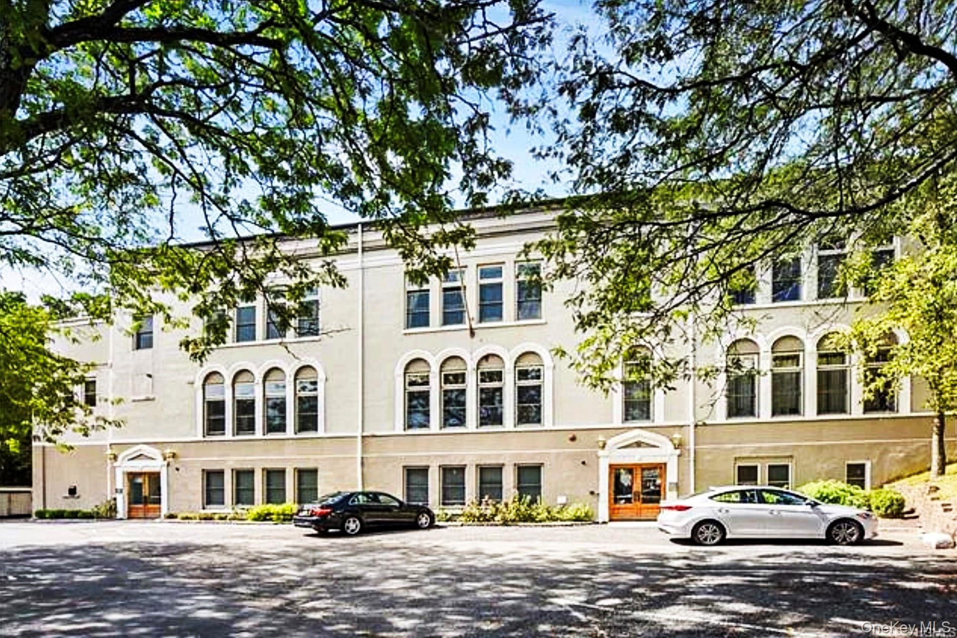 #18 photo, 88 Broadway, Ossining , NY 10562