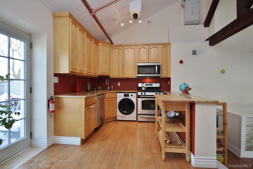 #5 photo, 88 Broadway, Ossining , NY 10562