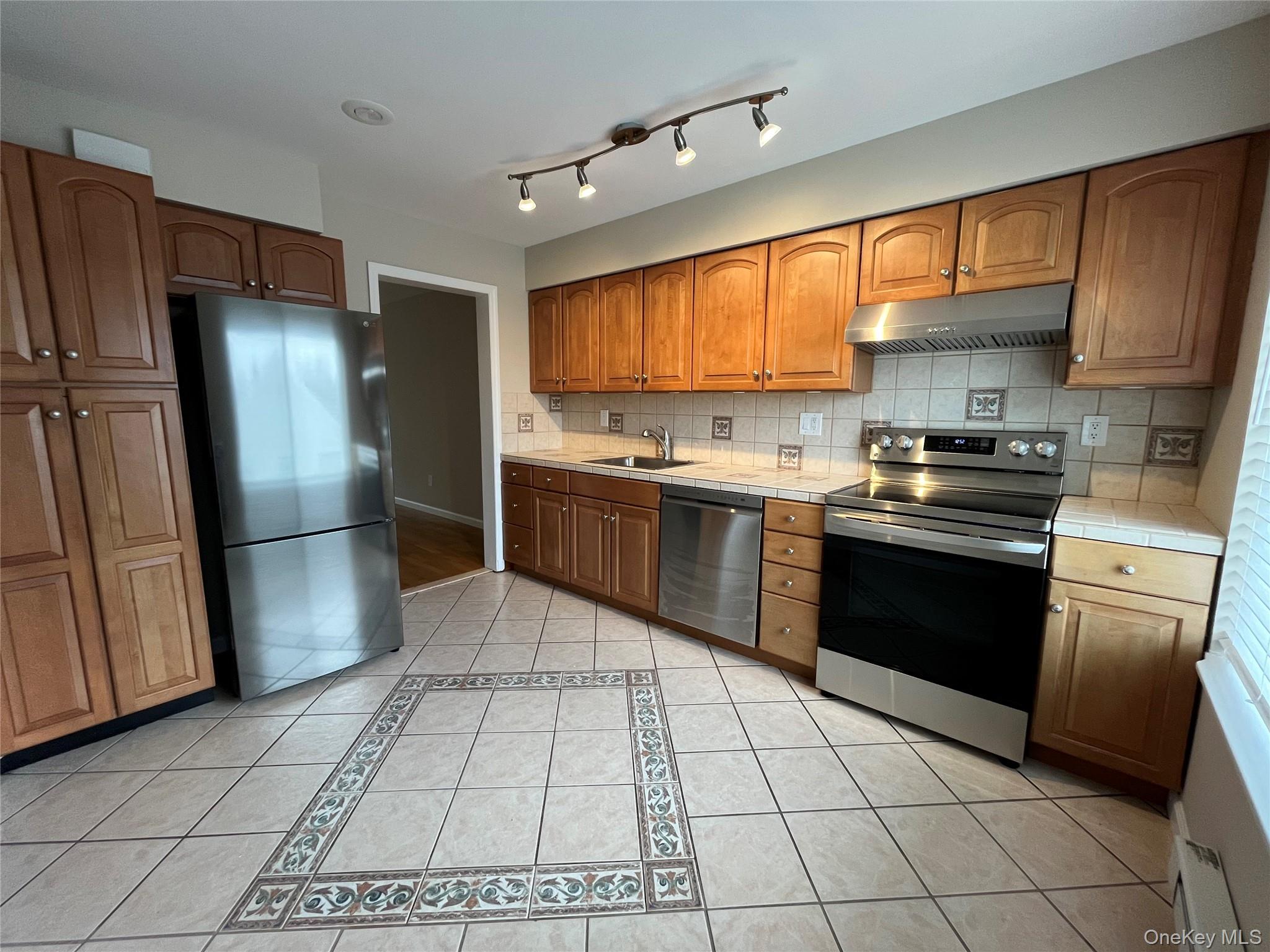 #5 photo, 11 Wildwood Road, Katonah , NY 10536