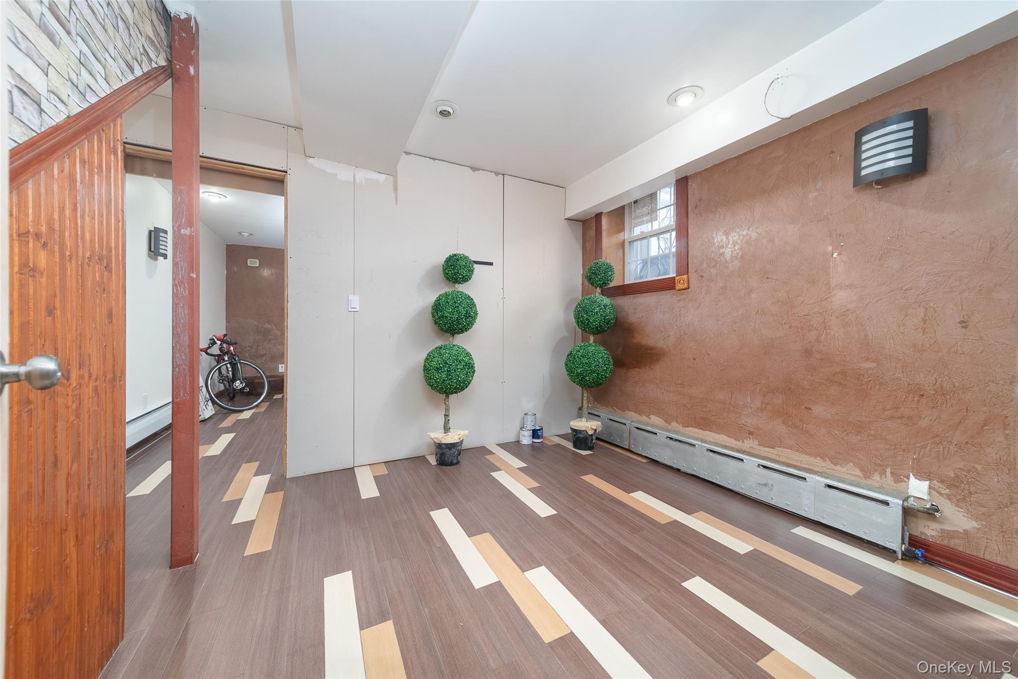 #13 photo, 3438 12th Street, Astoria , NY 11106