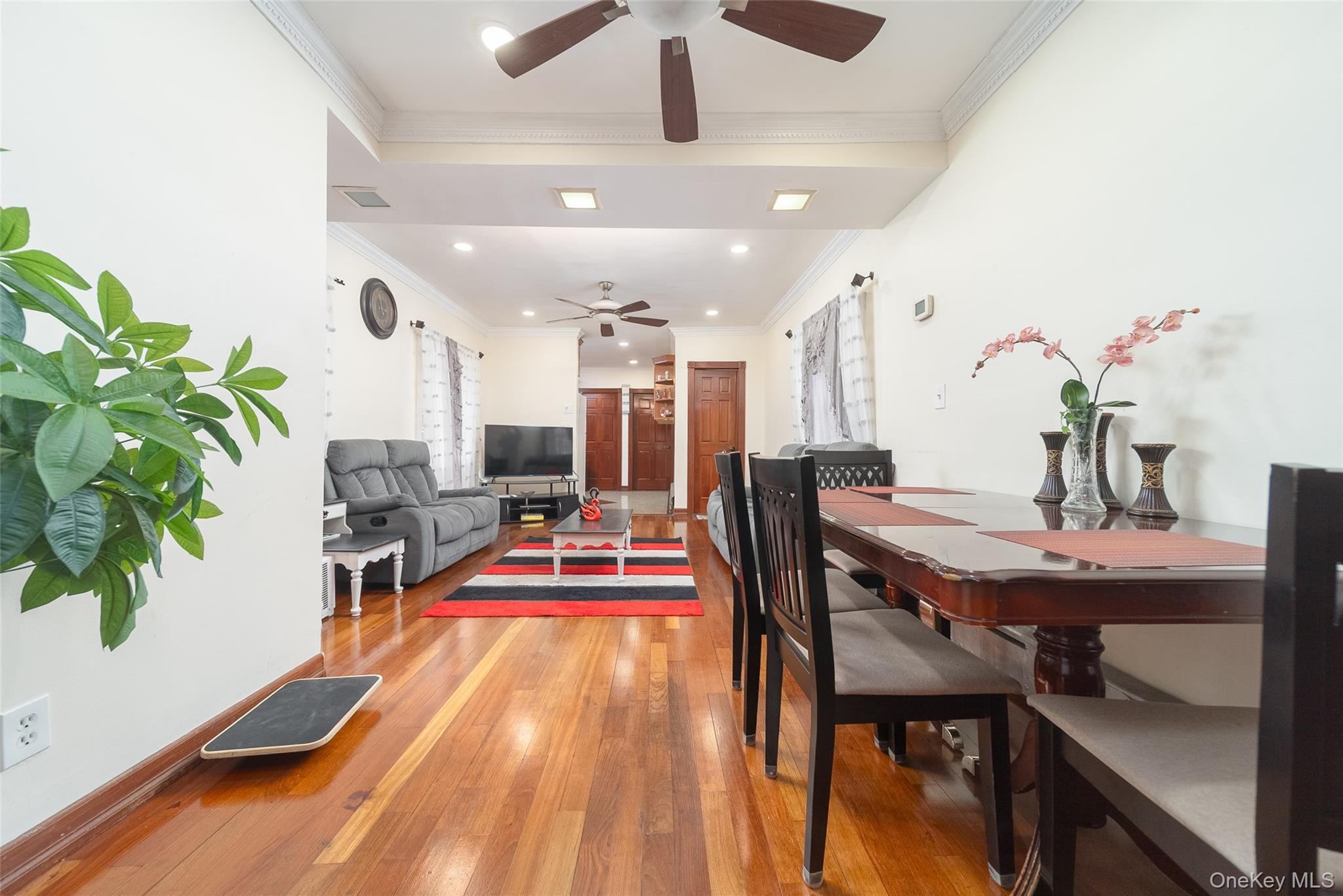 #6 photo, 3438 12th Street, Astoria , NY 11106