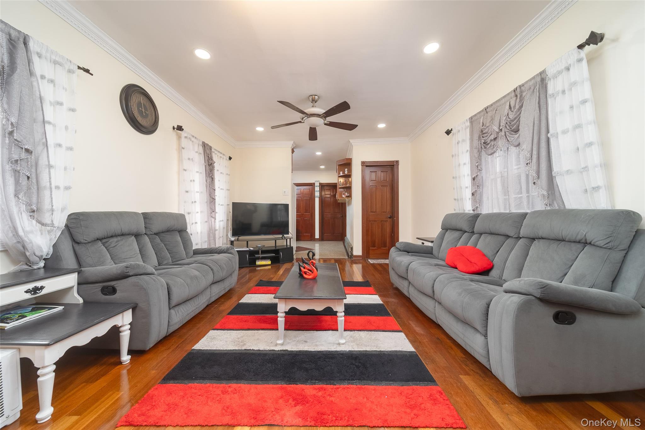 #7 photo, 3438 12th Street, Astoria , NY 11106