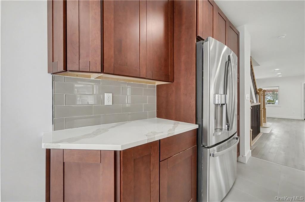 #13 photo, 3912 Lyme Avenue, הברונקס Brooklyn , NY 11224