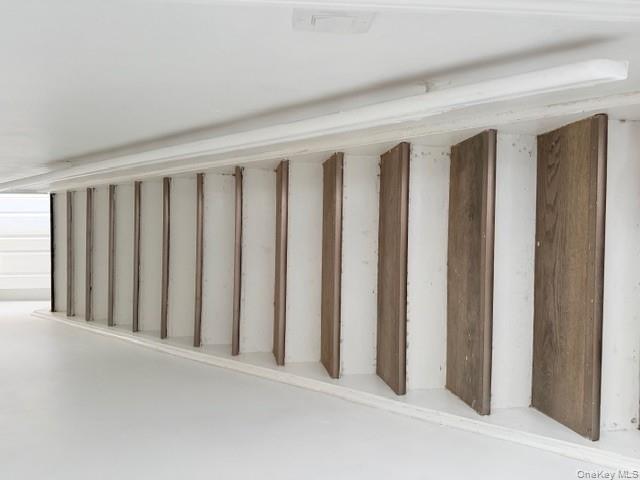 #5 photo, 124 Rockaway Avenue, מחוז נסאו Valley Stream , NY 11580