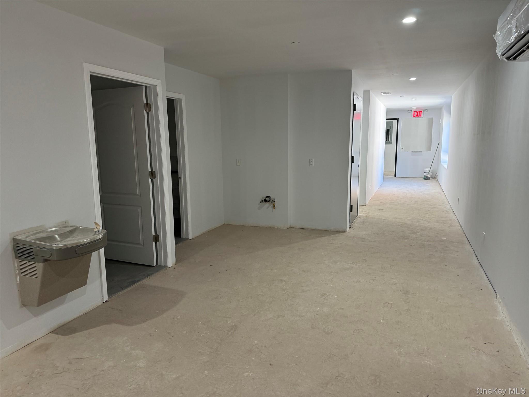 #6 photo, 73-02 Woodside Avenue, 皇后区 Woodside , NY 11377