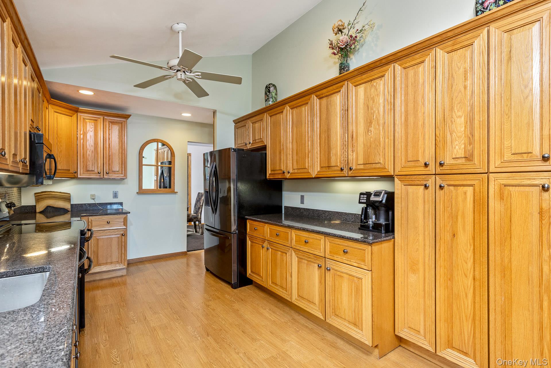 #18 photo, 173 Fifty Acre Road, Саффолк ‖ Smithtown , NY 11787