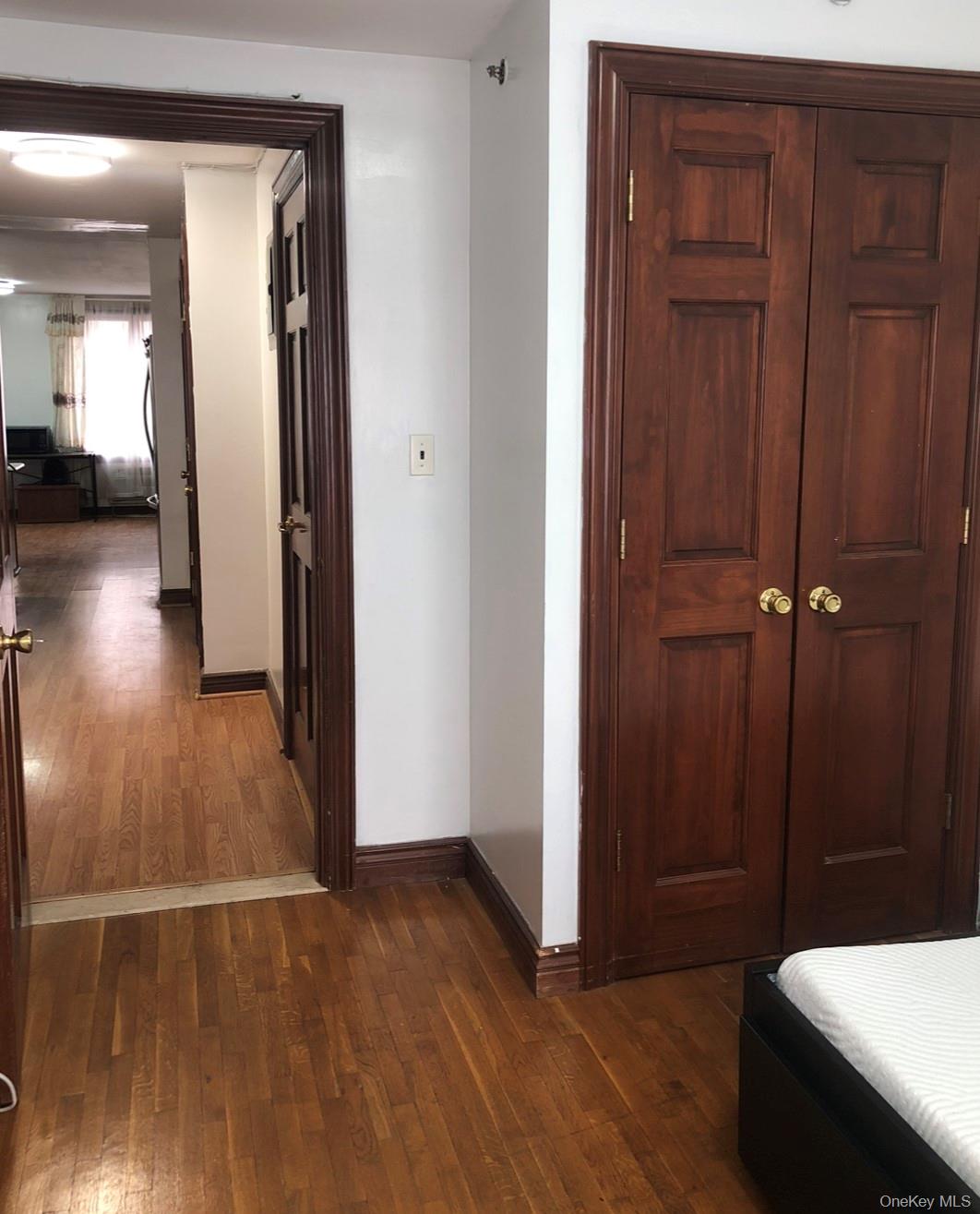 #7 photo, 1549 W 3rd Street, 브루클린 Brooklyn , NY 11204