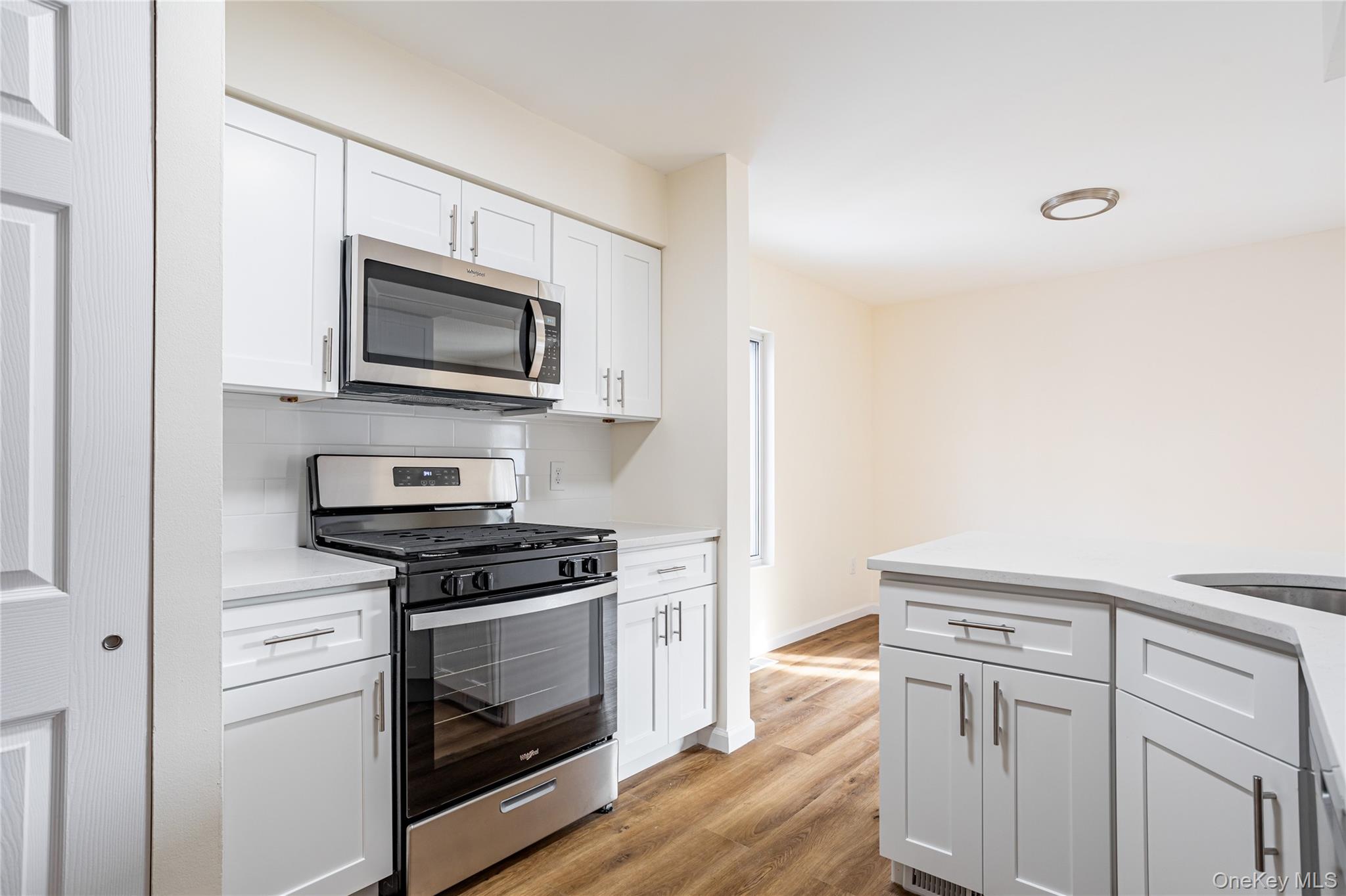 #3 photo, 491 Ilyssa Way, 스태튼 섬 Staten Island , NY 10312