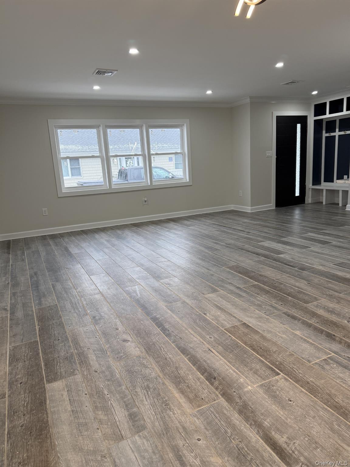 #4 photo, 11 Bayview Avenue, नासाउ काउंटी Lawrence , NY 11559