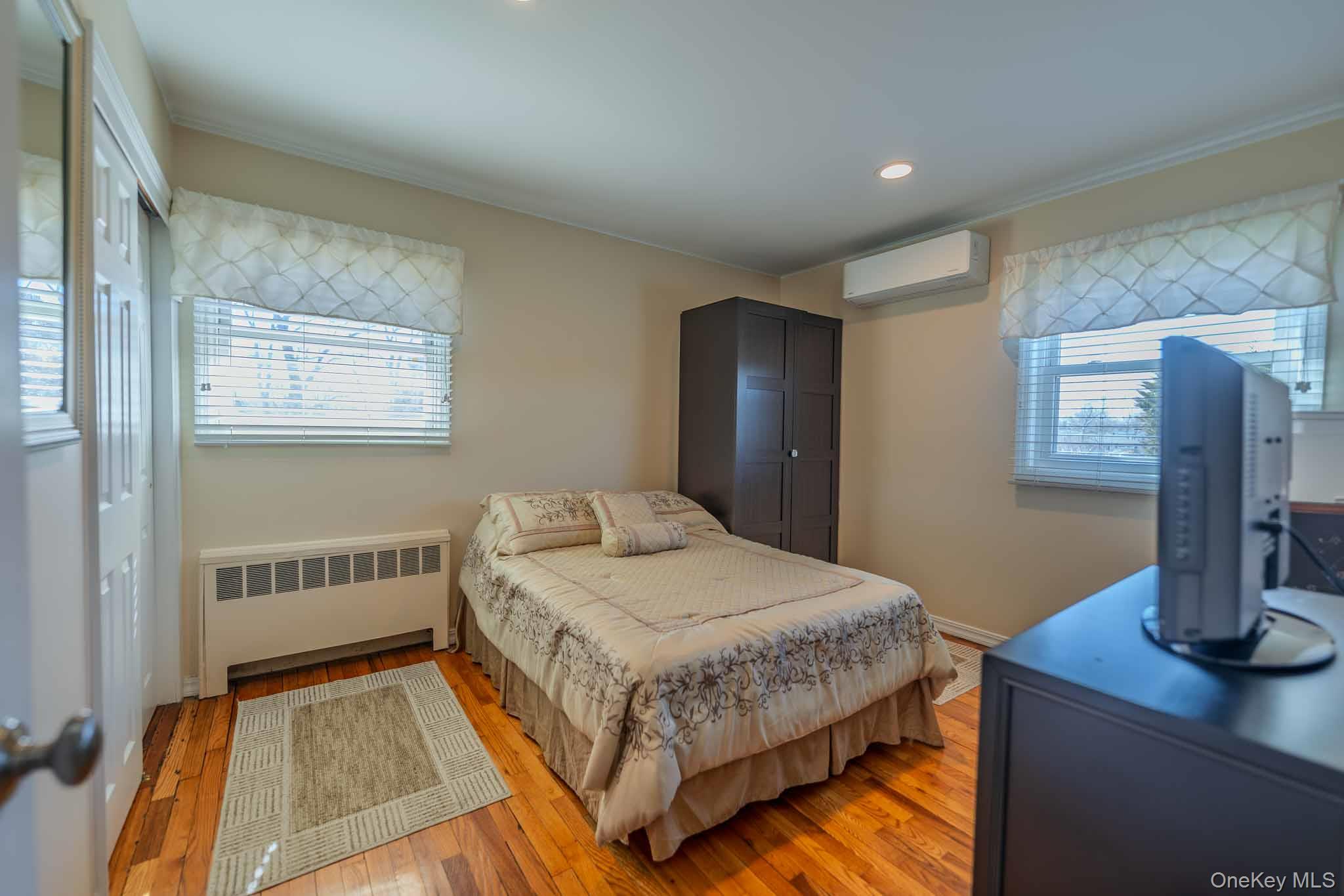 #20 photo, 519 Gwynn Street, 东长岛 Babylon , NY 11702