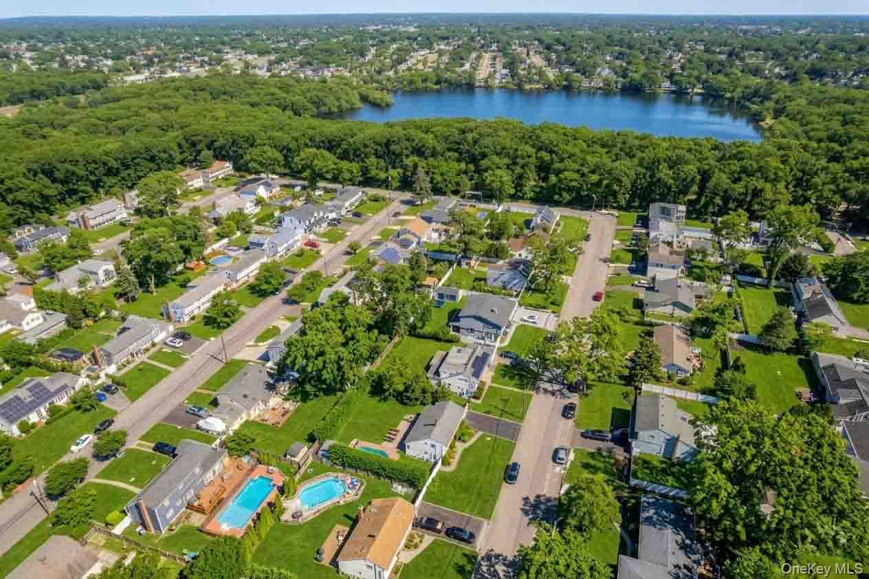 #5 photo, 519 Gwynn Street, 东长岛 Babylon , NY 11702