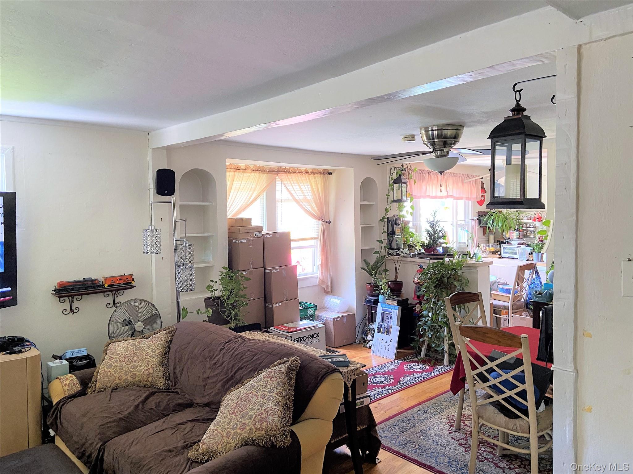 #14 photo, 42 Hamilton Road, מחוז נסאו North Merrick , NY 11566