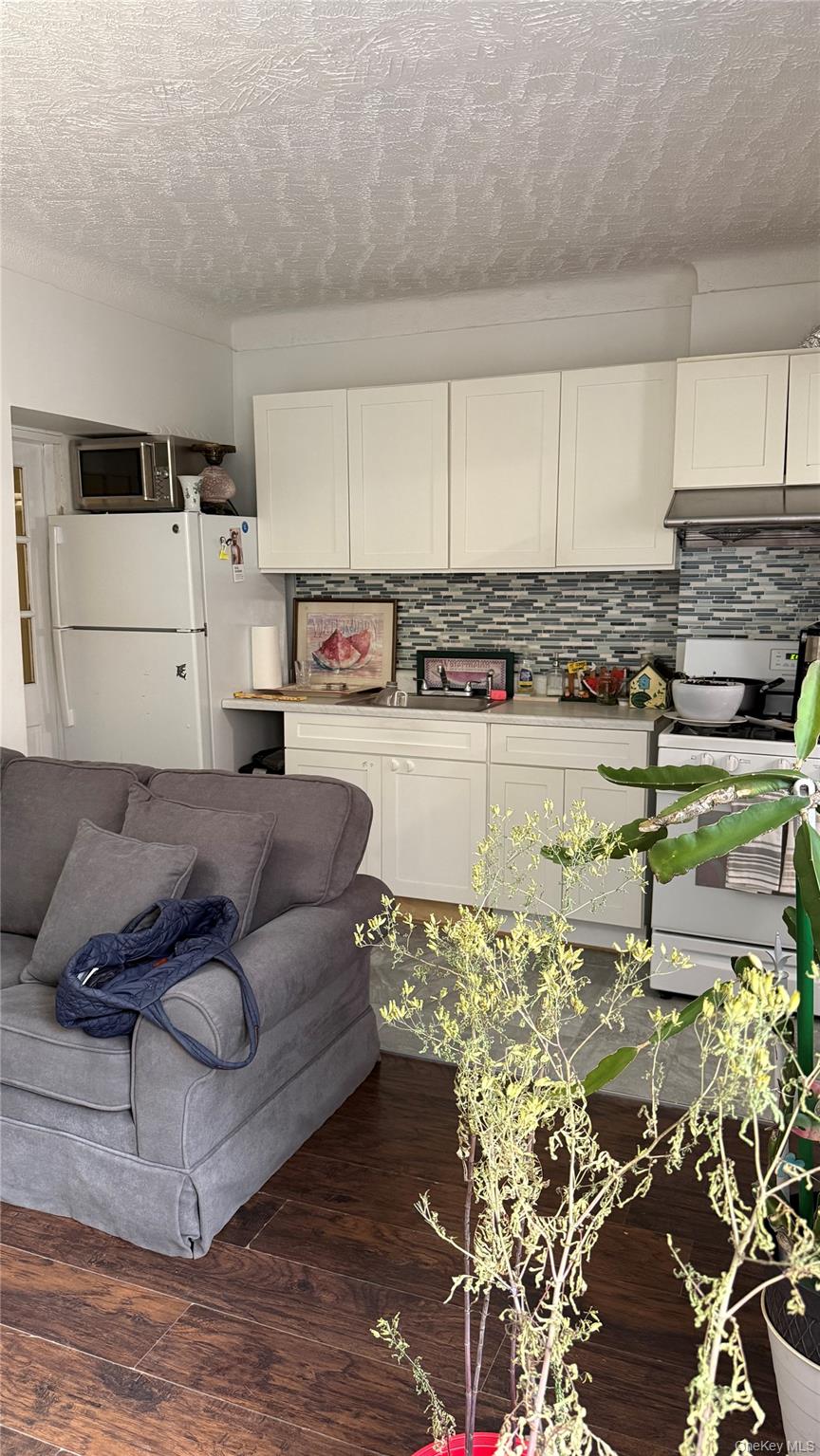 #6 photo, 88-10 78th Street, Woodhaven , NY 11421