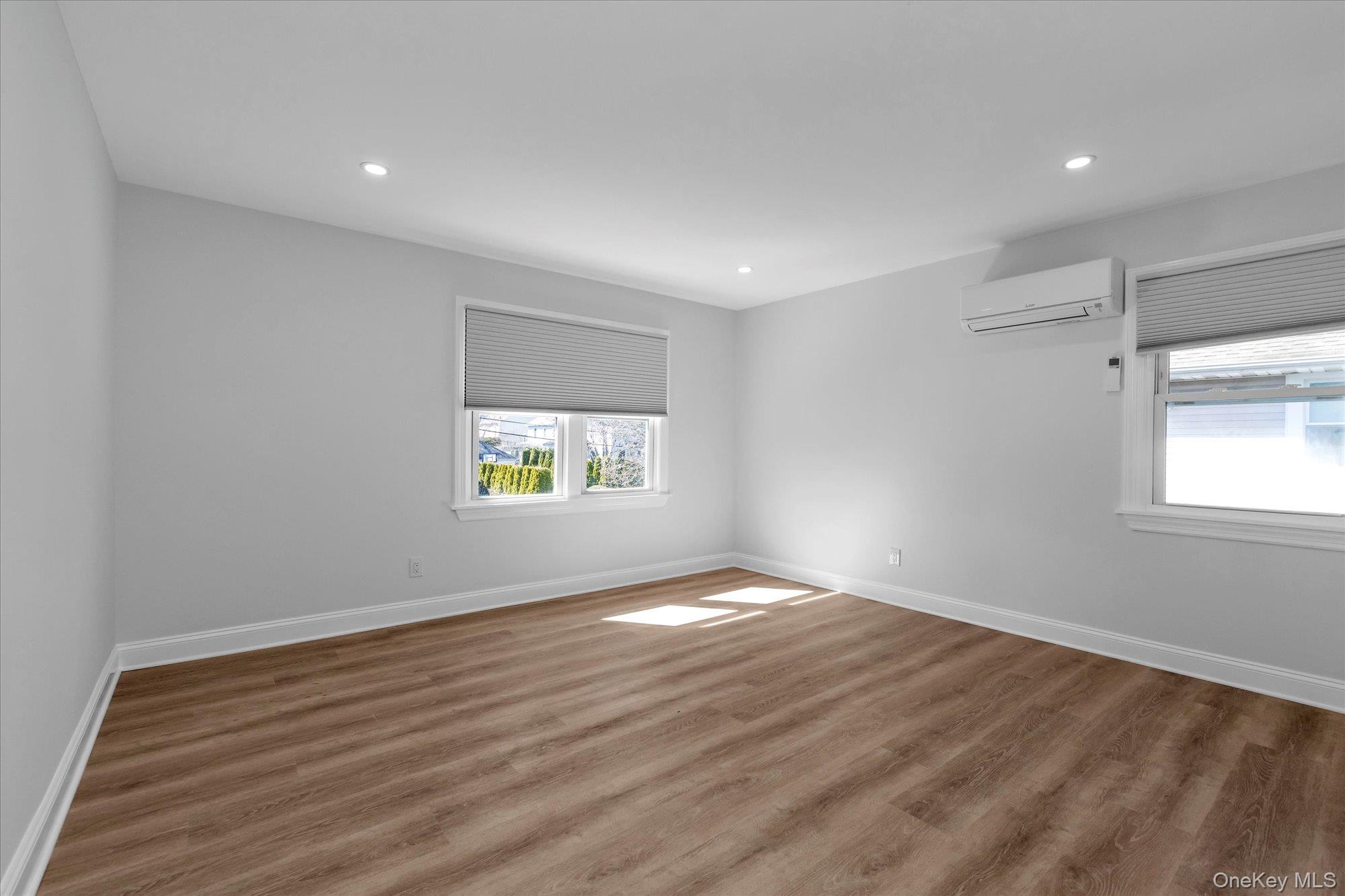 #13 photo, 71 Haven Avenue, מחוז נסאו Port Washington , NY 11050