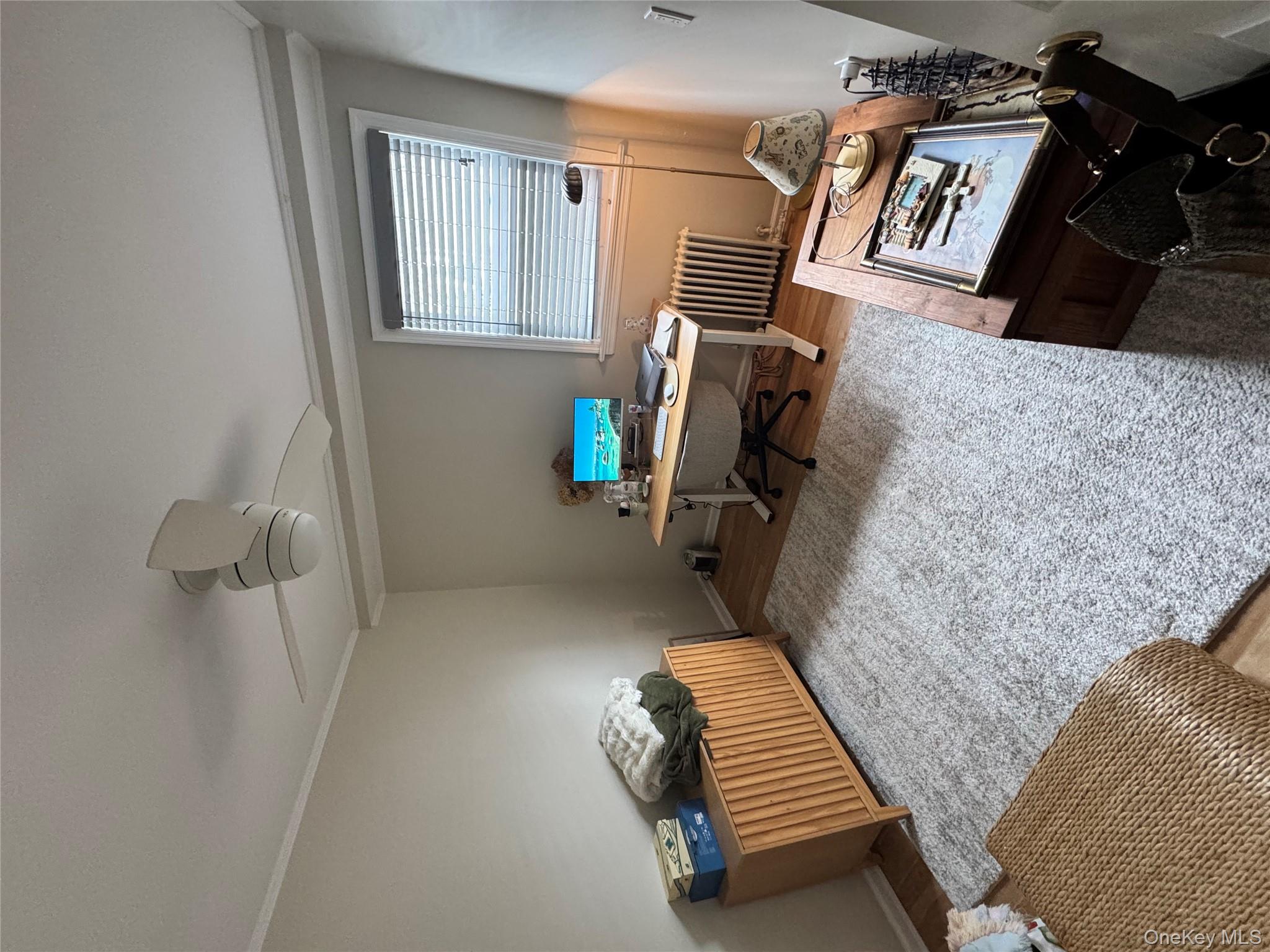 #9 photo, 655 E Walnut Street, מחוז נסאו Long Beach , NY 11561