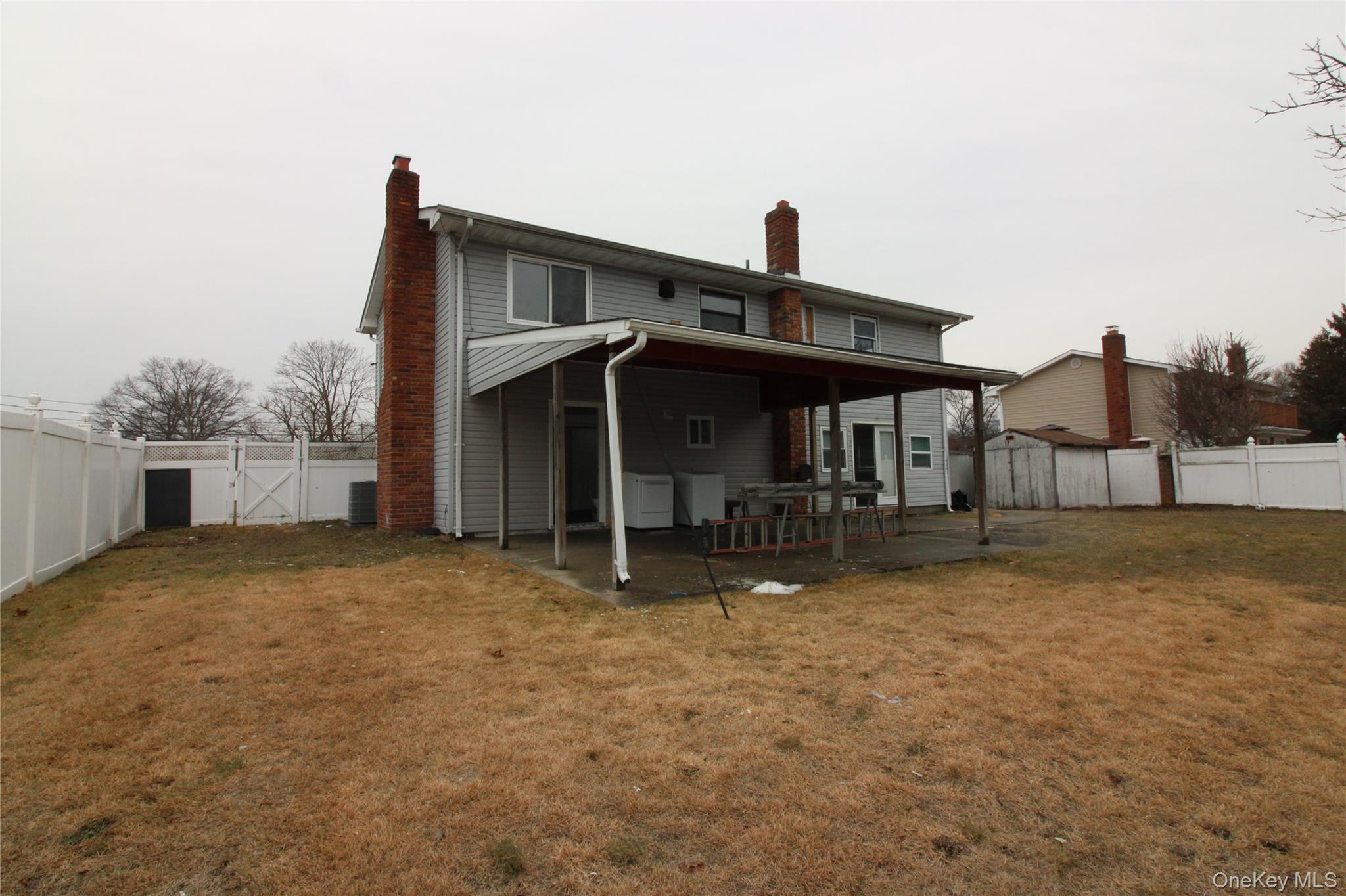 #2 photo, 26 Circle Lane, सफ़ोक काउंटी Bay Shore , NY 11706