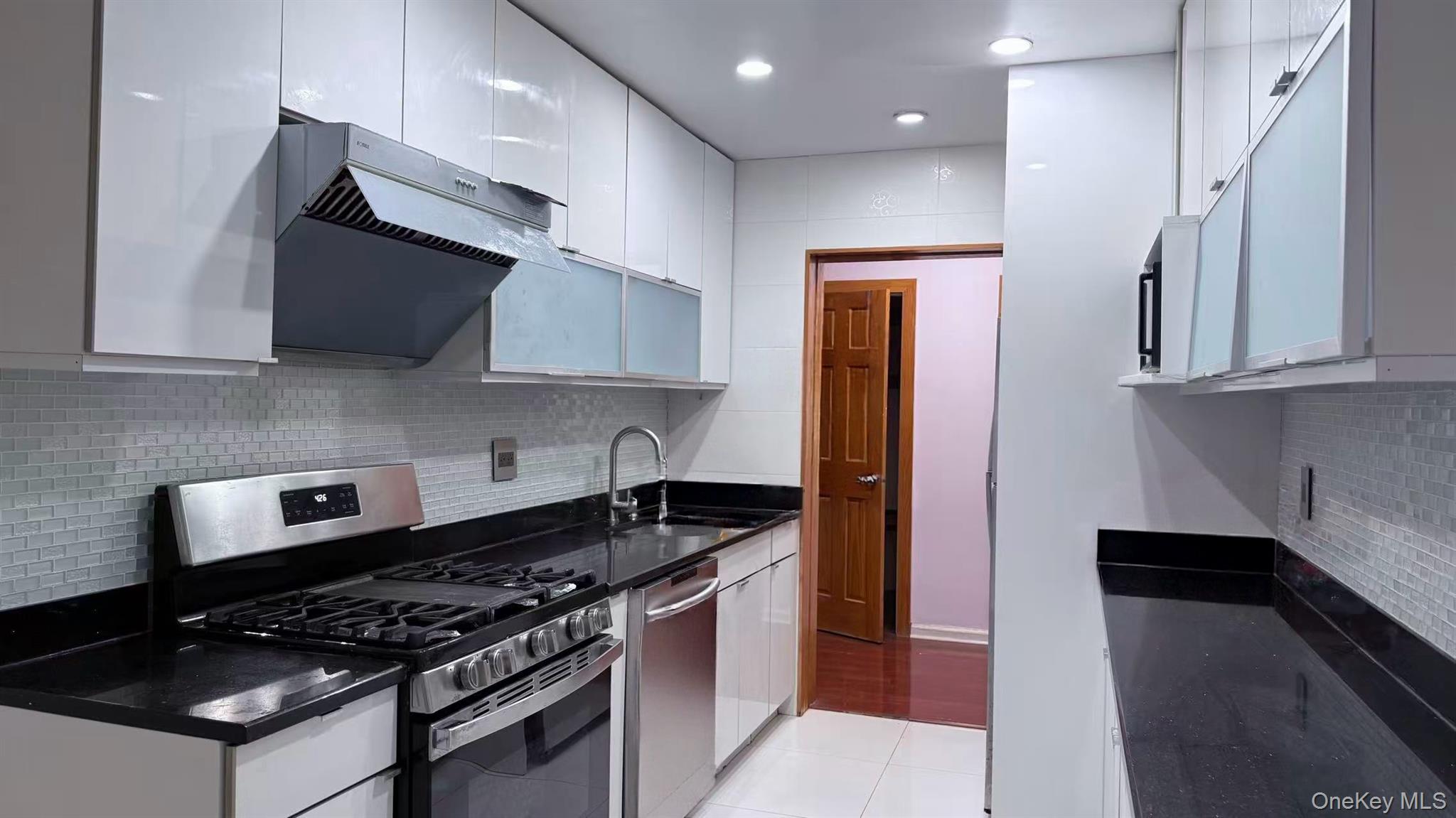 #4 photo, 144-58 Sanford Avenue, 皇后区 Flushing , NY 11355