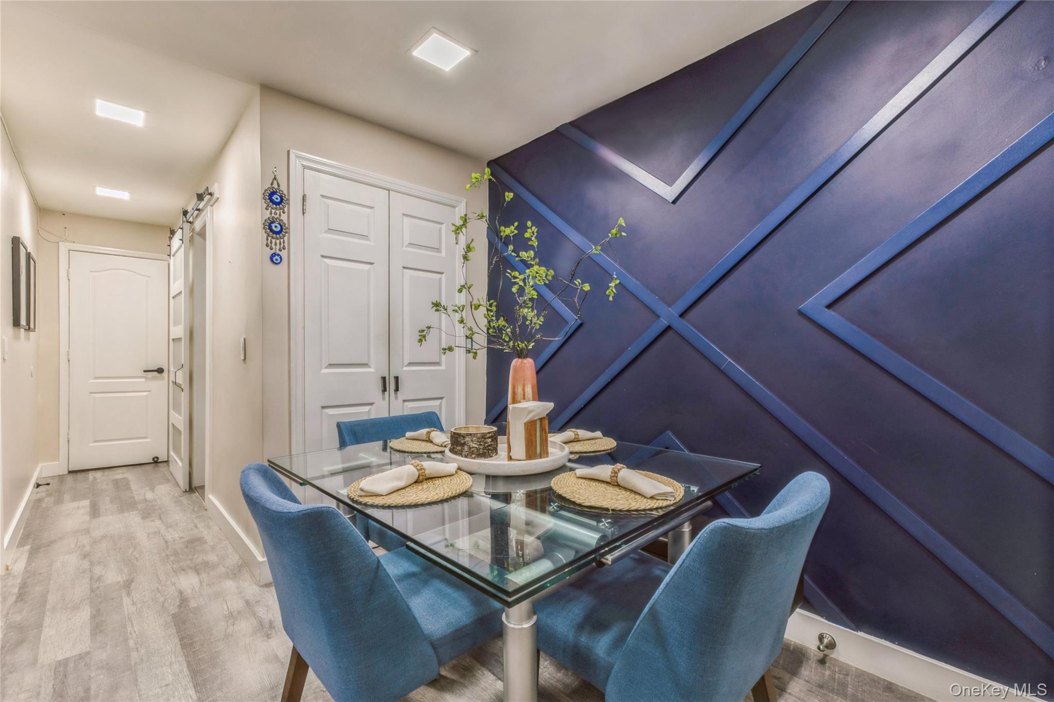 #12 photo, 32 Covert Street, 브루클린 Brooklyn , NY 11207