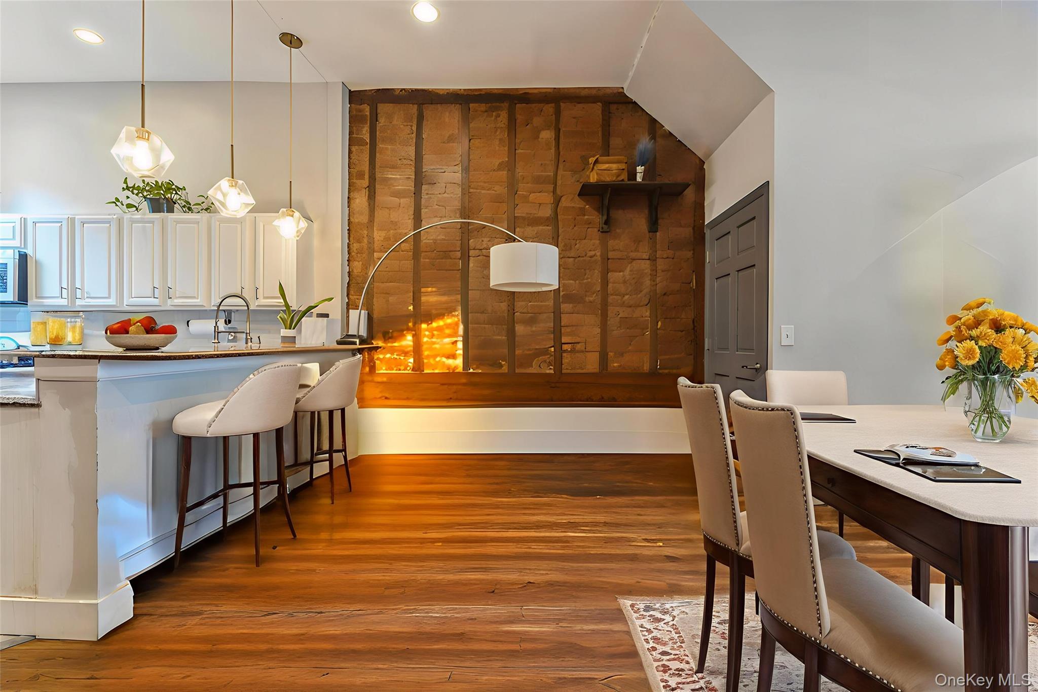 #2 photo, 32 Covert Street, 브루클린 Brooklyn , NY 11207