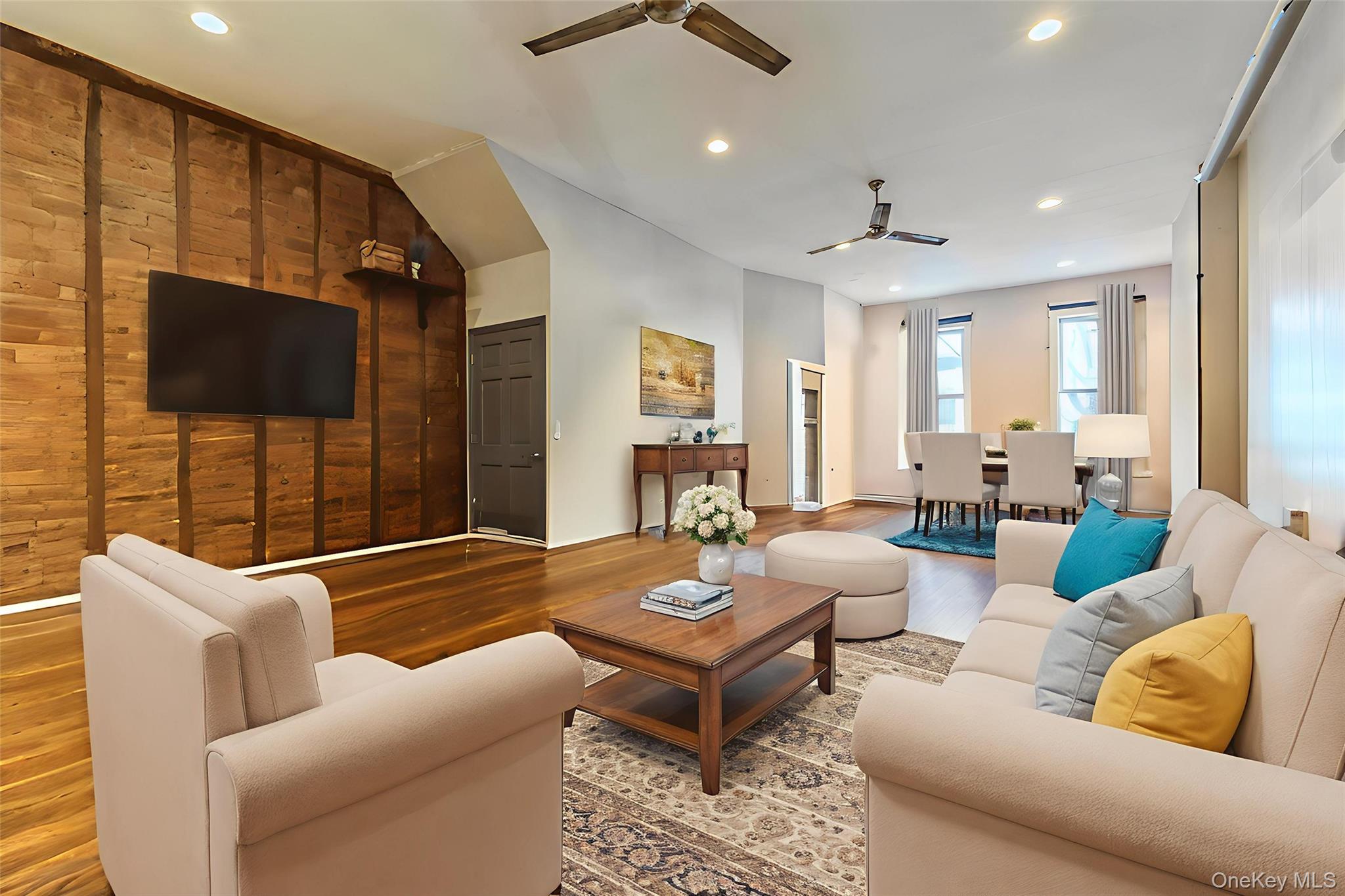 #3 photo, 32 Covert Street, 브루클린 Brooklyn , NY 11207