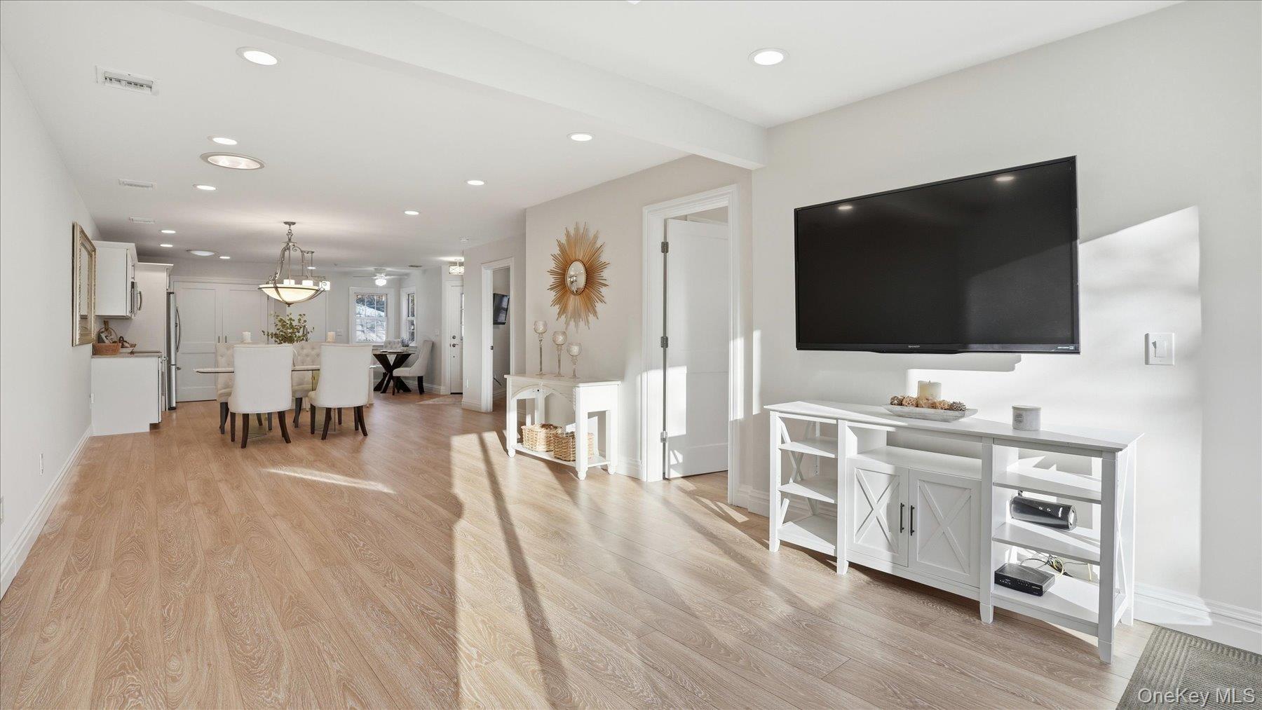 #5 photo, 62 Knolls Drive, Stony Brook , NY 11790