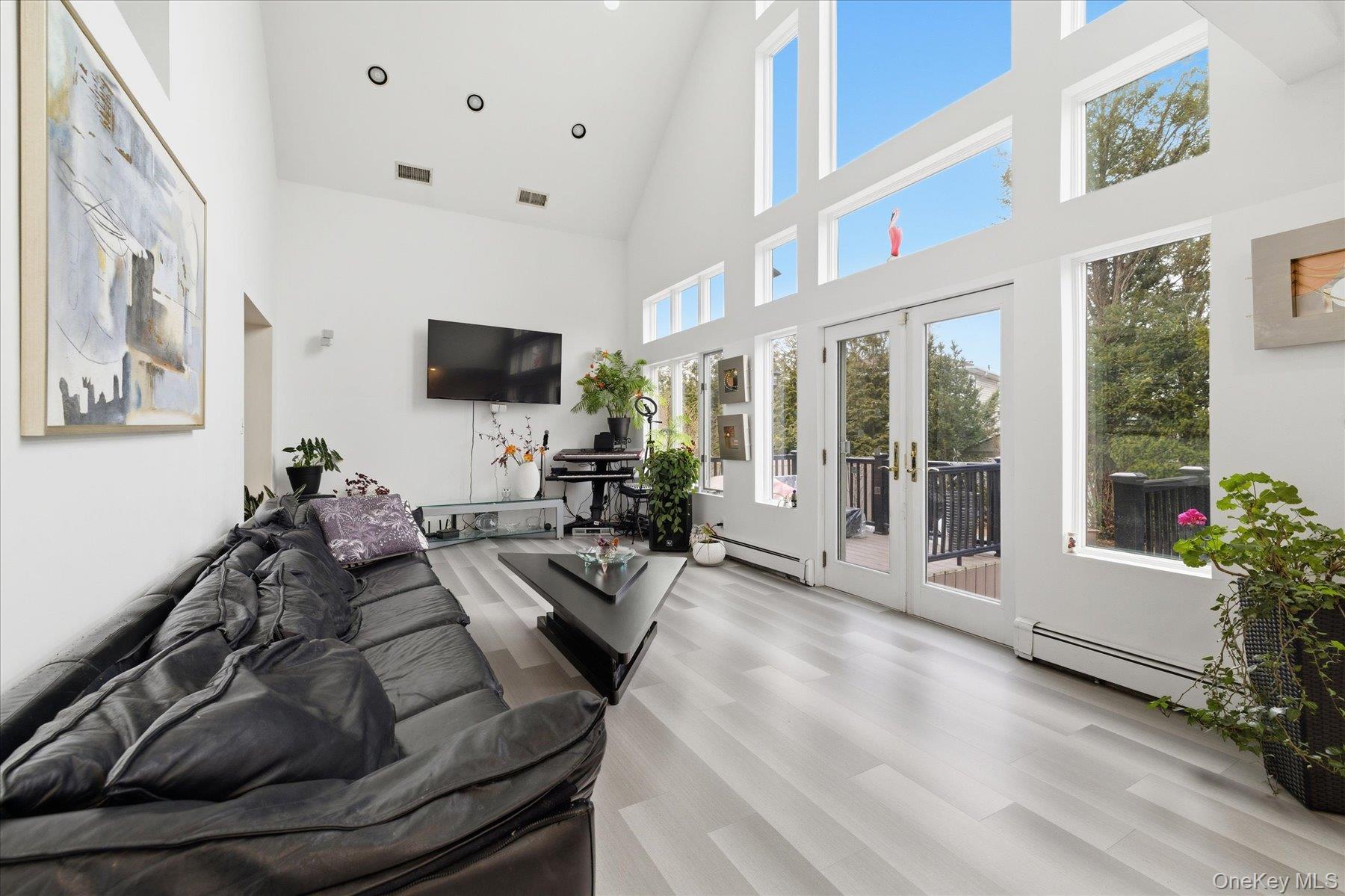 #10 photo, 34 Reyam Road, 롱 아일랜드 Lynbrook , NY 11563