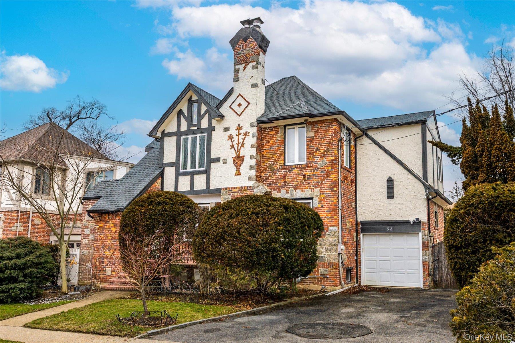 #2 photo, 34 Reyam Road, 롱 아일랜드 Lynbrook , NY 11563