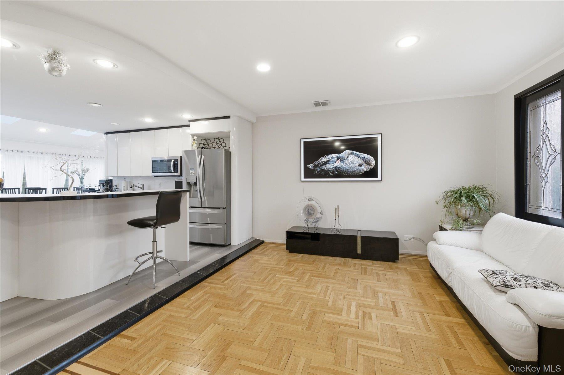 #7 photo, 34 Reyam Road, 롱 아일랜드 Lynbrook , NY 11563