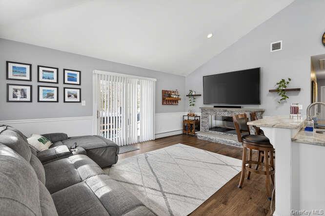 #4 photo, 11 Mississippi Avenue, Саффолк ‖ Port Jefferson Station , NY 11776