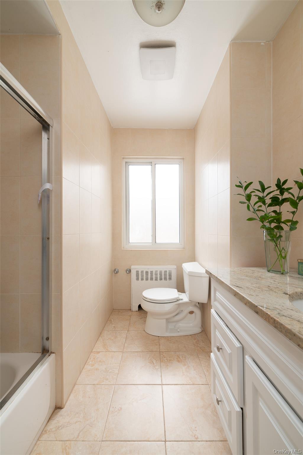 #10 photo, 200 Melbourne Road, מחוז נסאו Great Neck , NY 11021