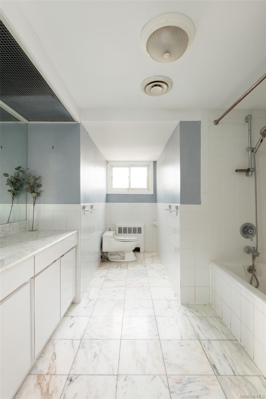 #20 photo, 200 Melbourne Road, מחוז נסאו Great Neck , NY 11021