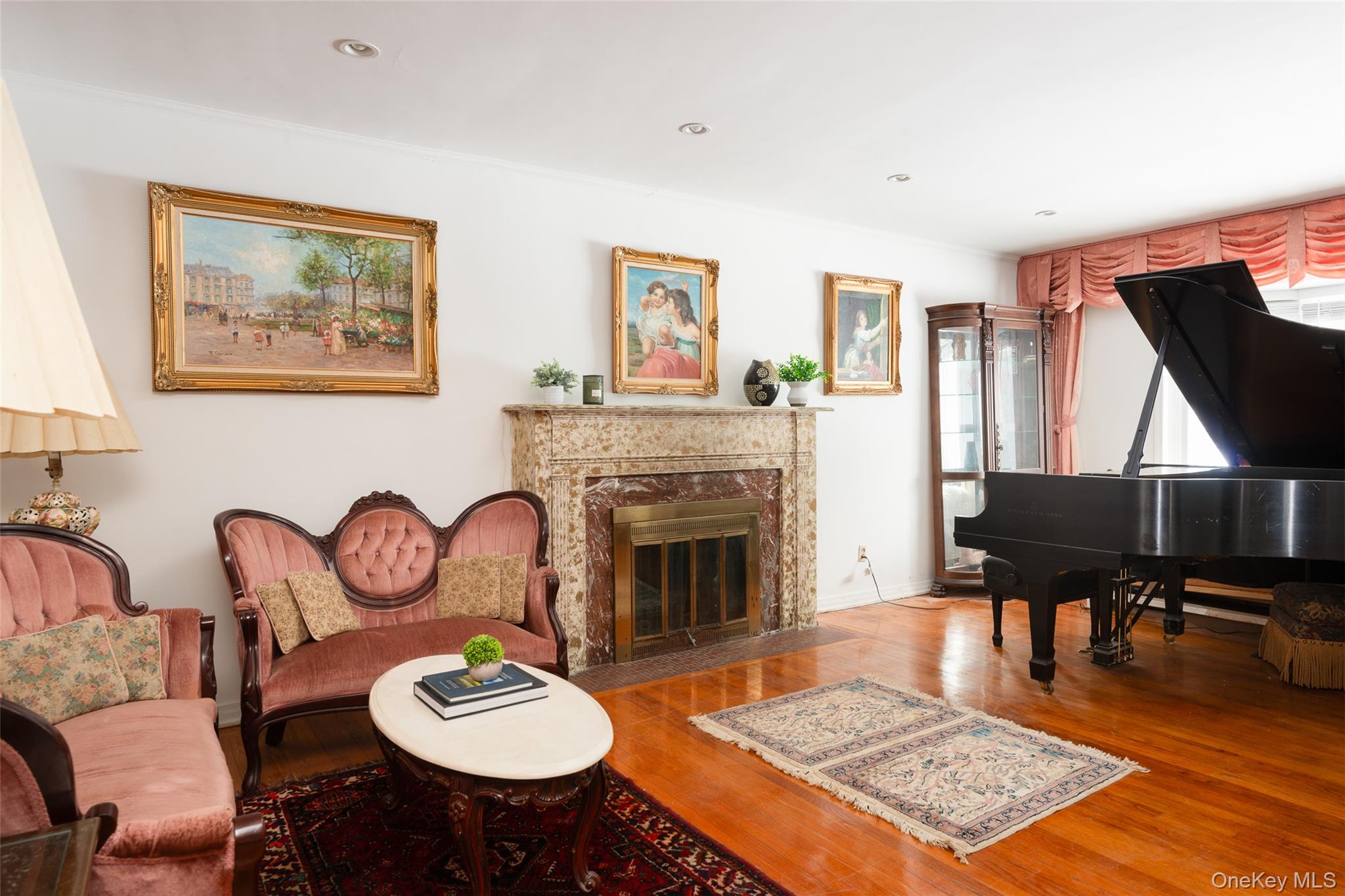 #4 photo, 200 Melbourne Road, מחוז נסאו Great Neck , NY 11021