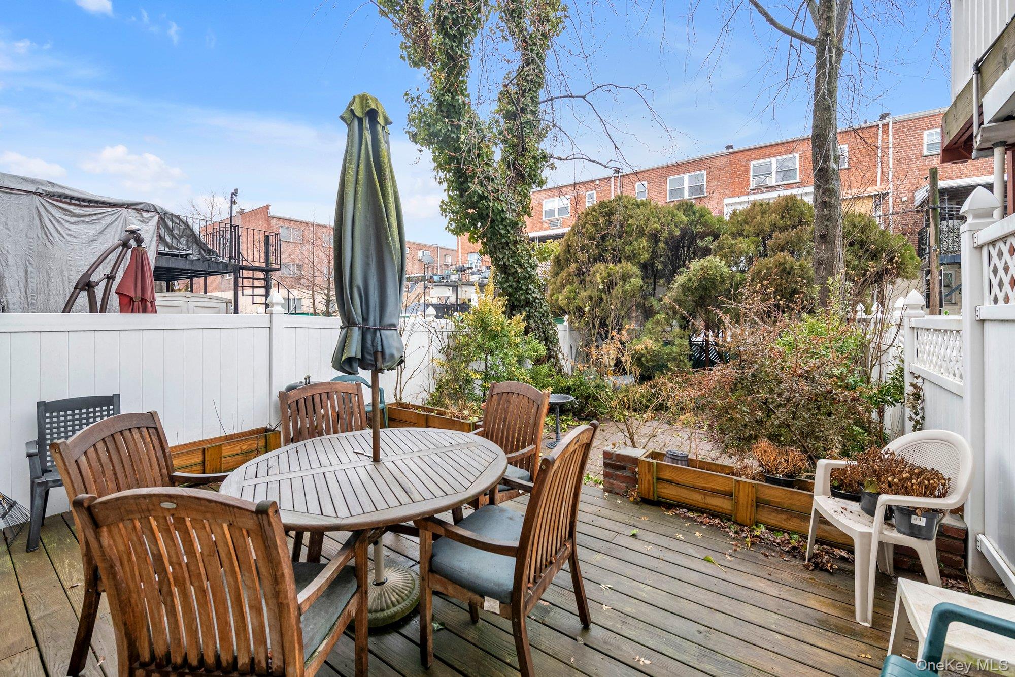 #16 photo, 1019 Vincent Avenue, Bronx , NY 10465