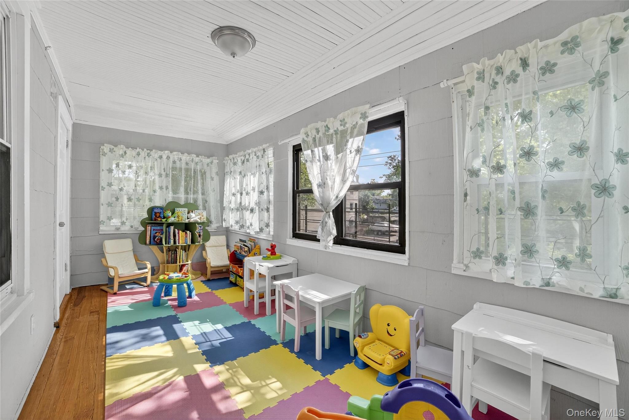 #13 photo, 439 S 7th Avenue, 뉴욕주 Mount Vernon , NY 10550