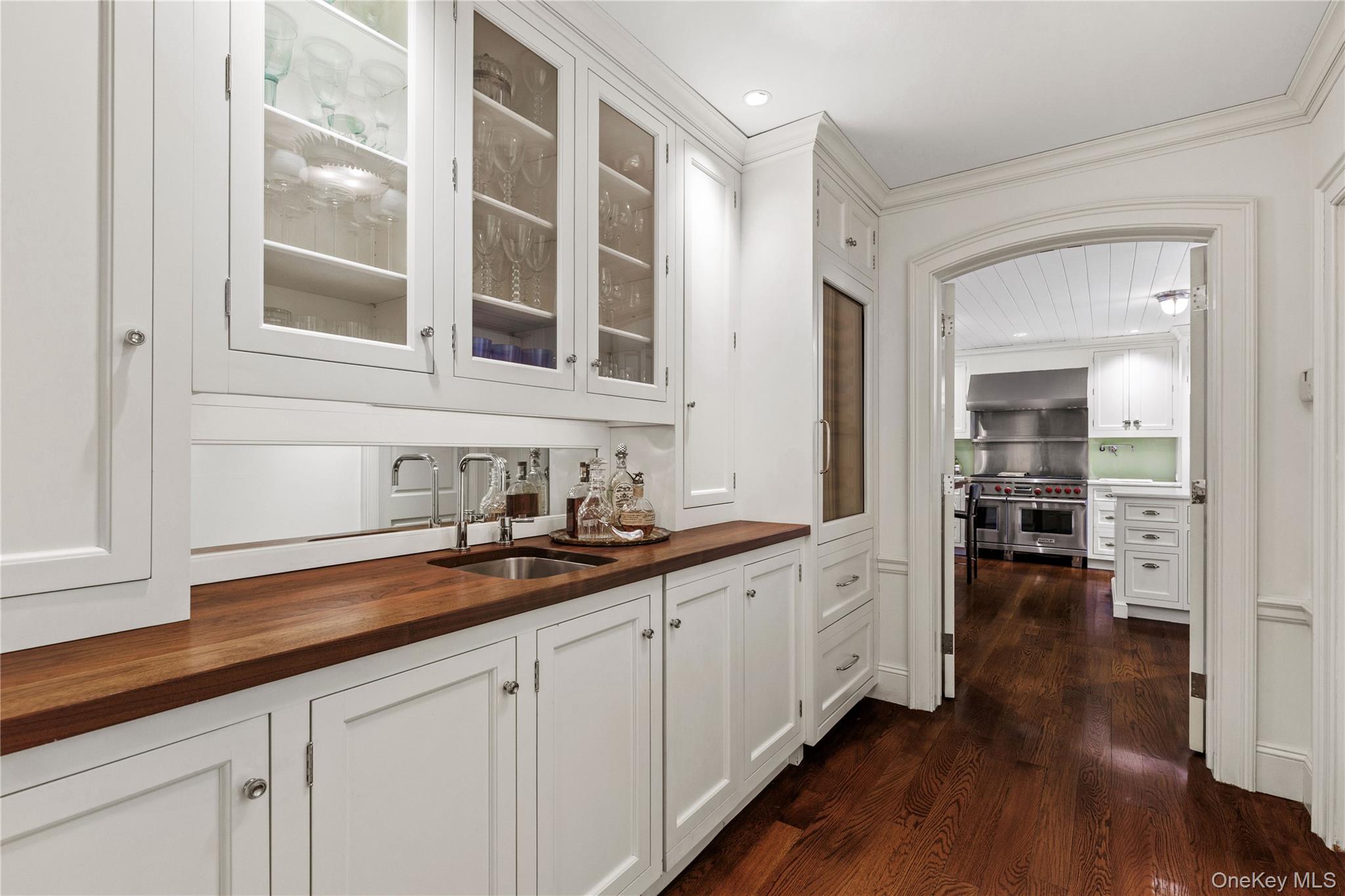 #17 photo, 25 Stratford Road, Harrison , NY 10528