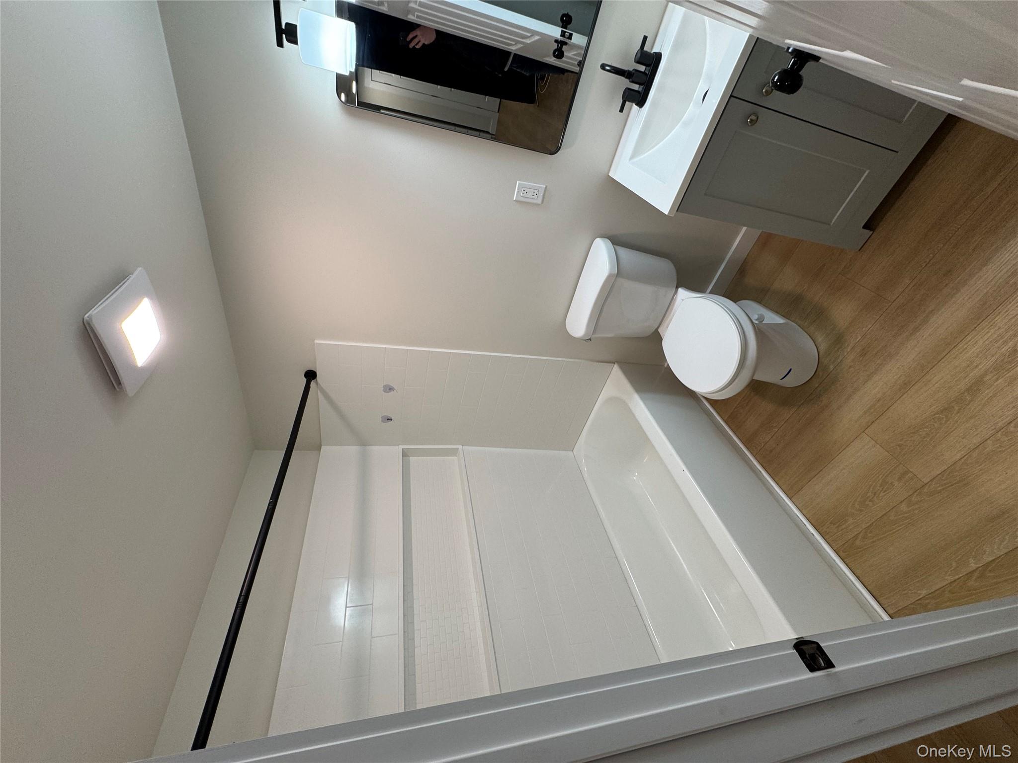 #3 photo, 98 E Market Street, Hyde Park , NY 12538