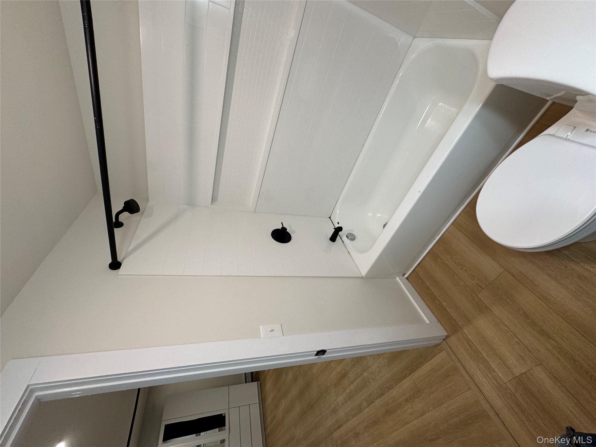 #4 photo, 98 E Market Street, Hyde Park , NY 12538