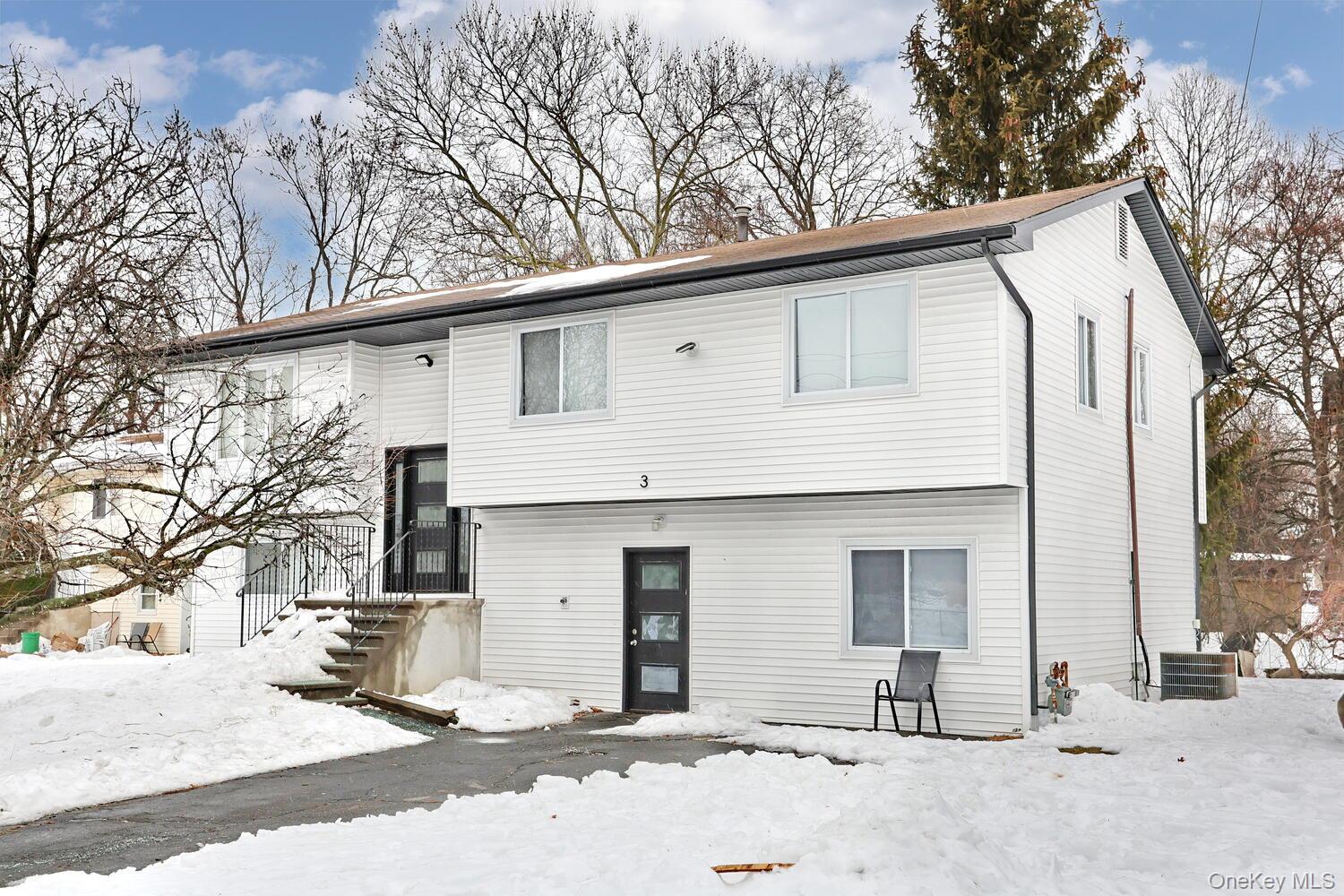 #1 photo, 3 Stonehouse Drive, 뉴욕주 Spring Valley , NY 10977