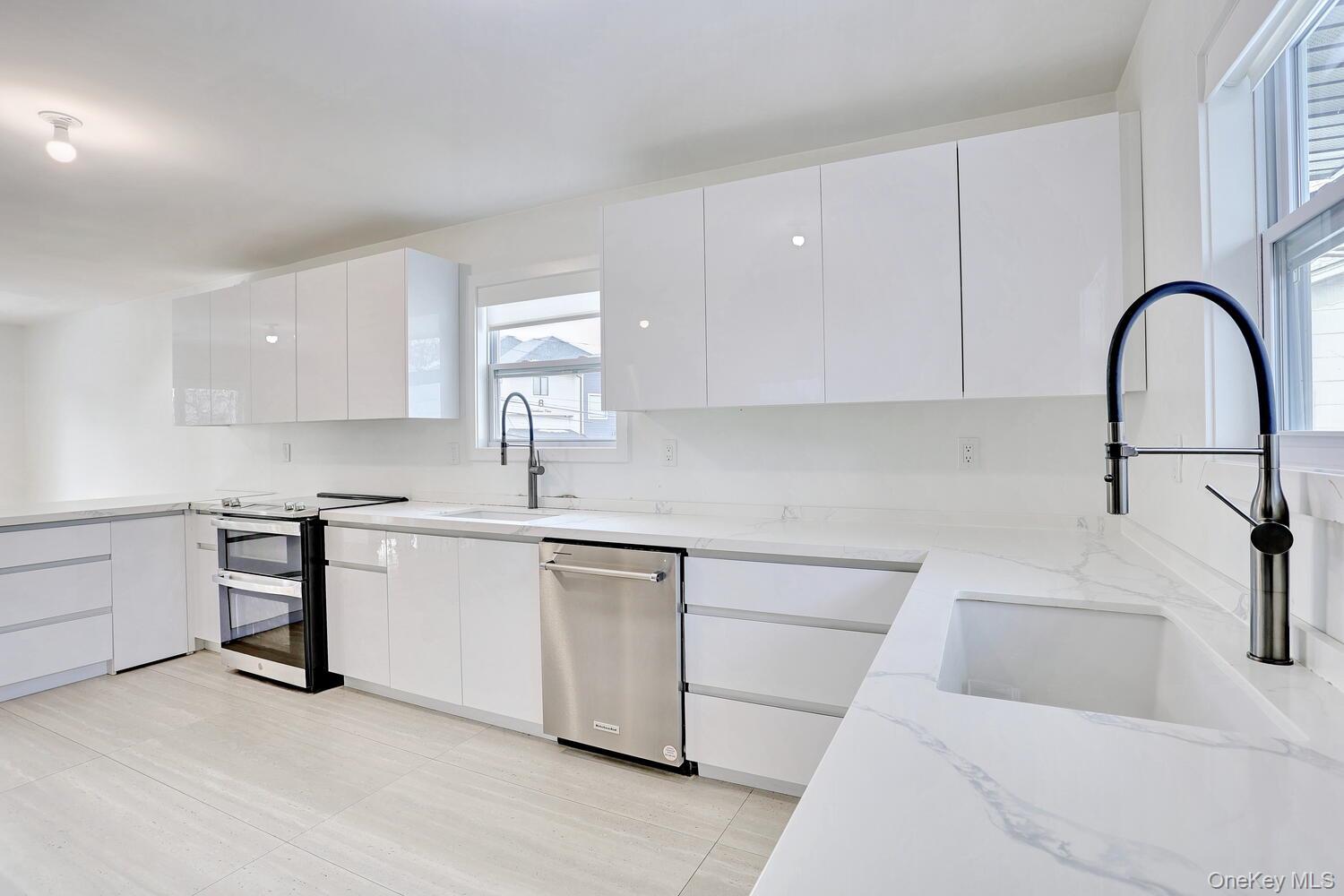 #10 photo, 3 Stonehouse Drive, 뉴욕주 Spring Valley , NY 10977