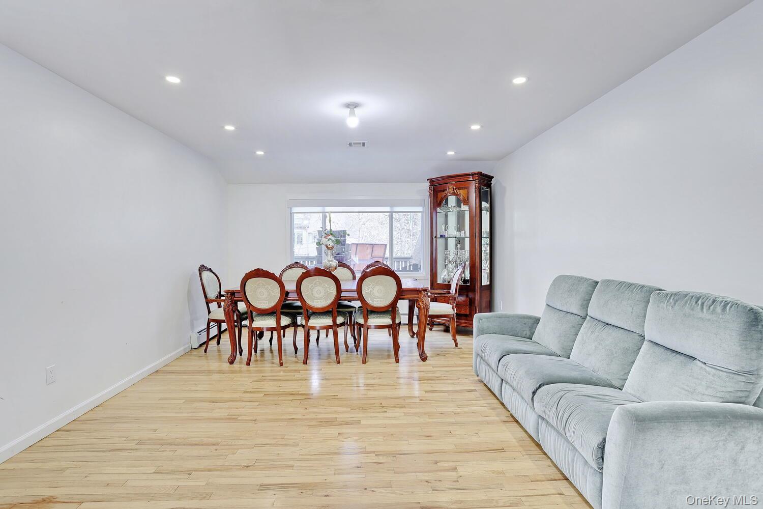 #14 photo, 3 Stonehouse Drive, 뉴욕주 Spring Valley , NY 10977