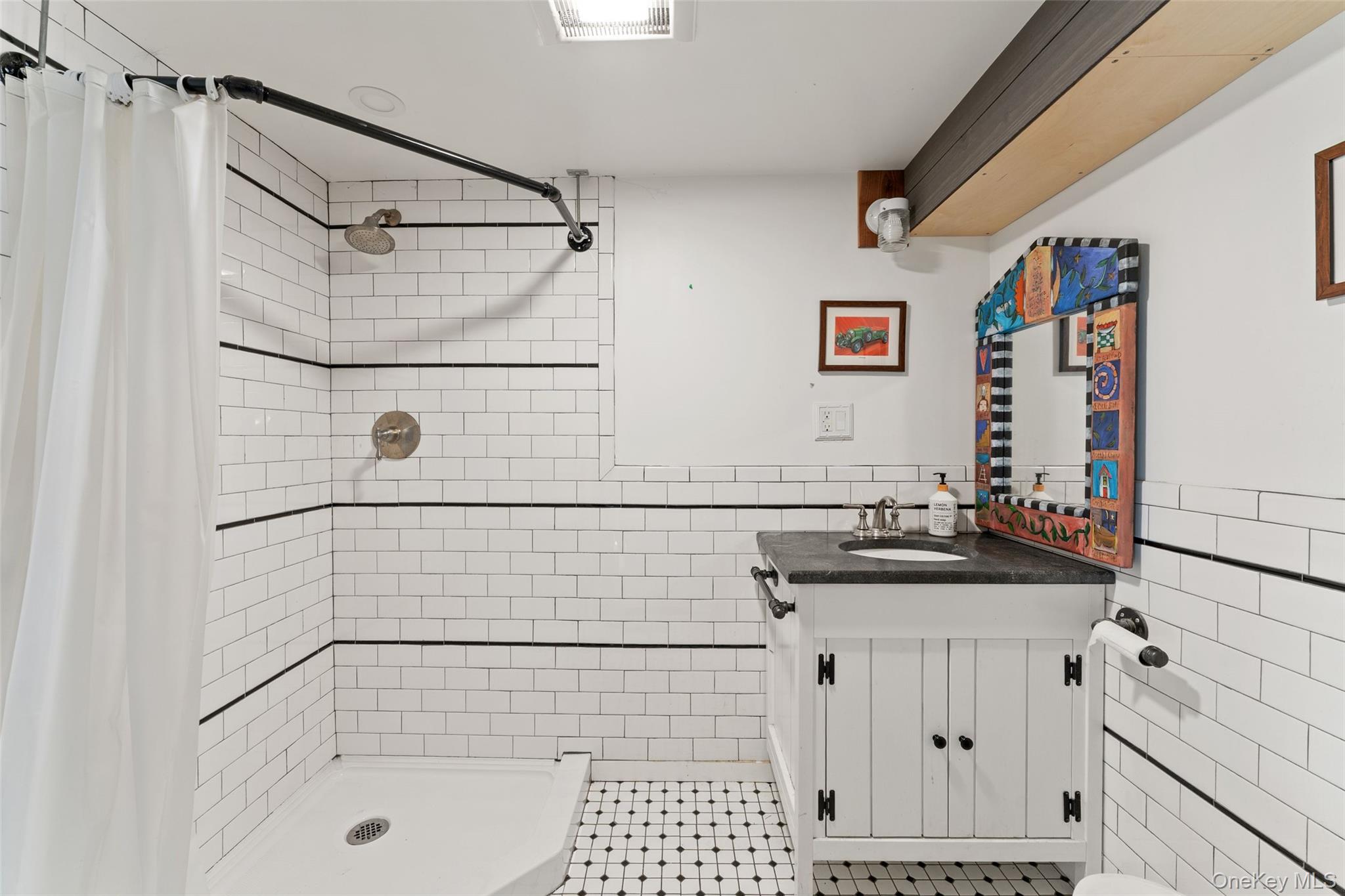 #16 photo, 97 Staunton Street, Yonkers , NY 10704