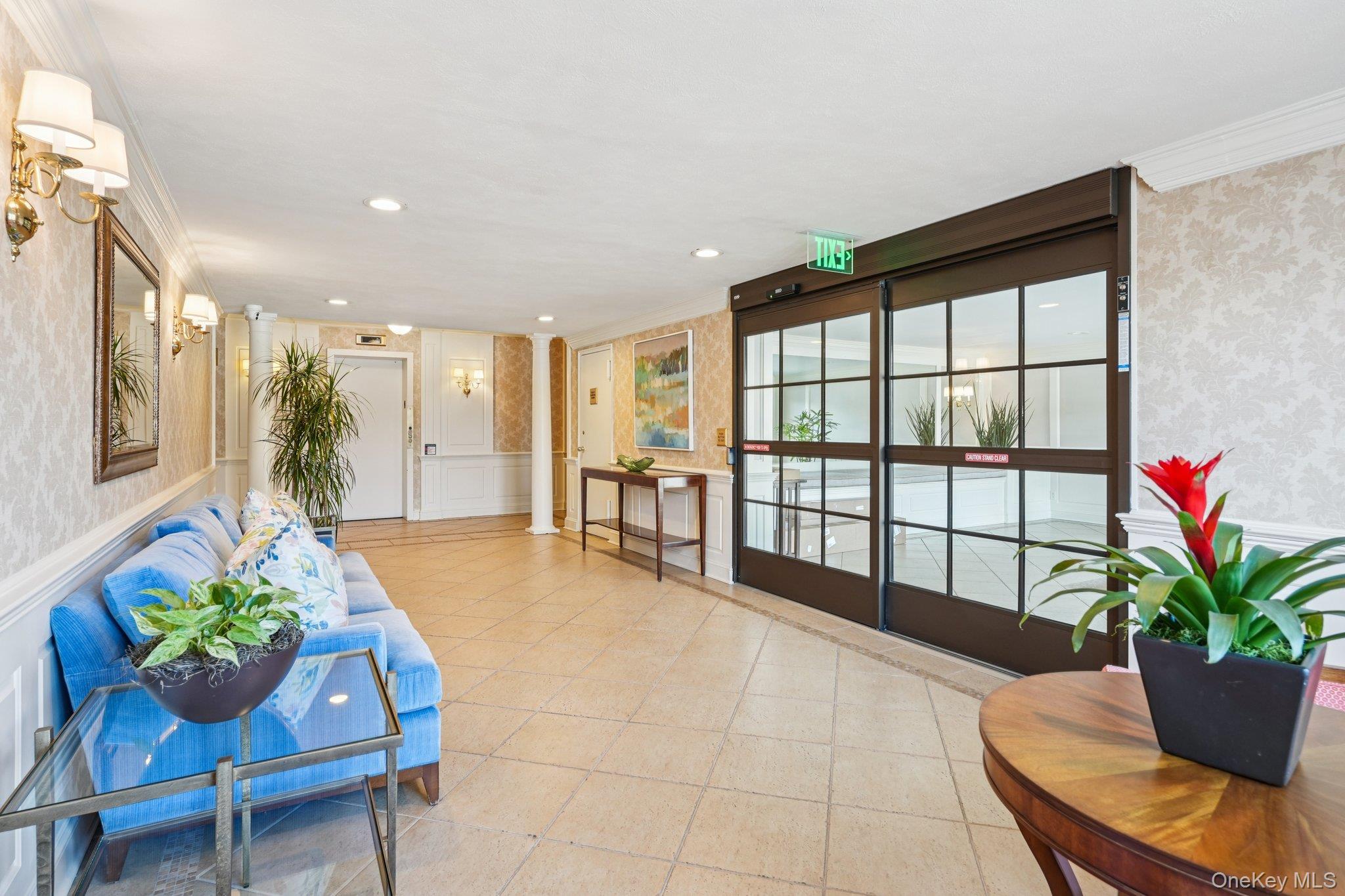 #15 photo, 4 Putnam Hill, Greenwich , NY 06830