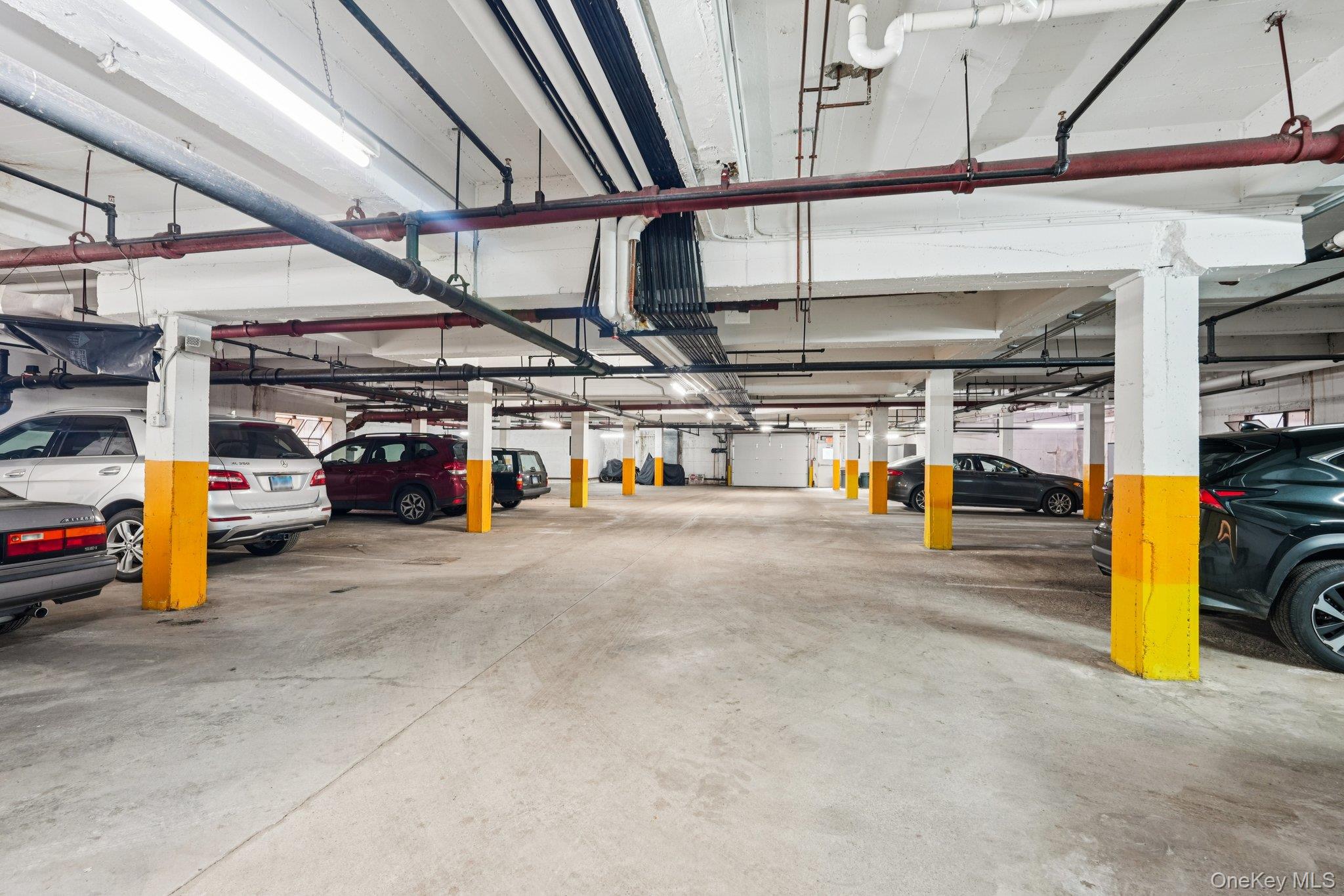 #18 photo, 4 Putnam Hill, Greenwich , NY 06830