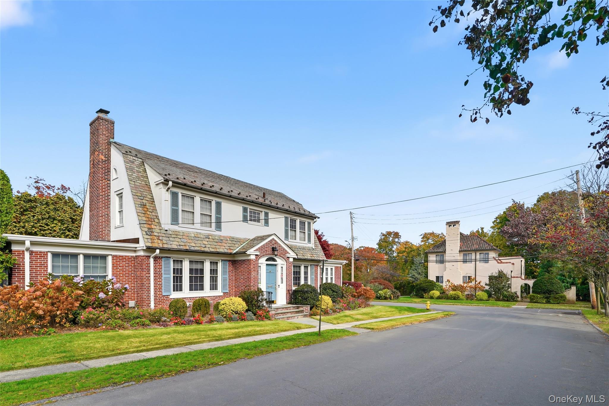 #2 photo, 17 Emerson Place, Harrison , NY 10528